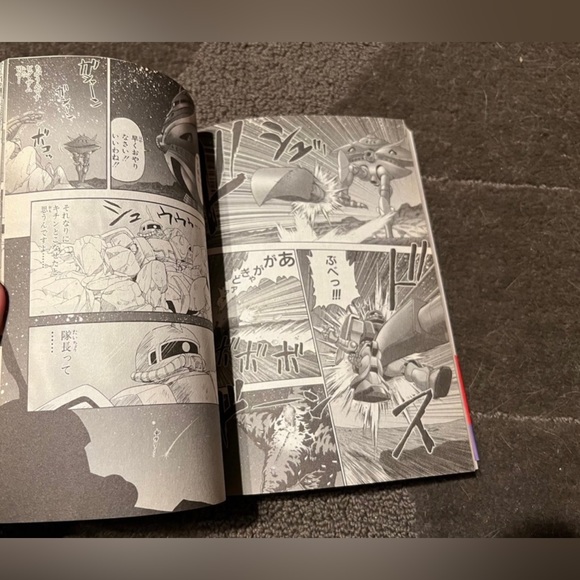 Volume Below Mobile Suit Gundam Kadokawa Shoten Anthology Manga Comedy 2006 Book - Picture 11 of 12